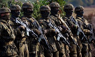 Bundeswehr-Soldaten während einer Ausbildungs- und Lehrübung des Heeres. - Moritz Frankenberg/dpa