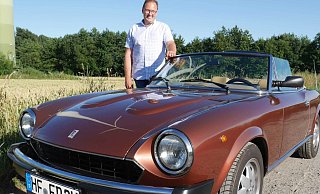 Als „Pininfarina Spidereuropa“ wurde der Fiat 124 Sport Spider zwischen 1982 und 1985 von der gleichnamigen Karosseriefabrik produziert und vertrieben. - Jörg Militzer