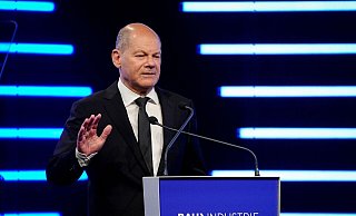 Olaf Scholz beim Tag der deutschen Bauindustrie. Nötig sei «Neubau im großen Stil», sagte der SPD-Politiker. - Kay Nietfeld/dpa