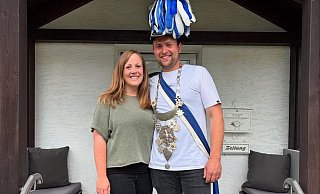 Die neuen Daseburger Regenten Nils und Julia Rasche. - Schützen Die neuen Daseburger Regenten Nils und Julia Rasche. - Schützen