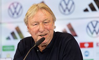 Springt zum zweiten Mal bei den DFB-Frauen ein: Horst Hrubesch. - Jürgen Kessler/dpa