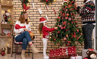 Weihnachtsgrüße für die ganze Familie: Oma, Opa, Mama und Papa freuen sich über Weihnachtsgrüße – wir verraten Ihnen, welche besonders lustig und besinnlich sind. - Symbolbild/Pixabay