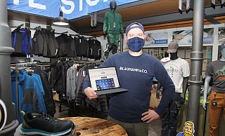 Markus Harm betreibt mit "Blaumann und Co." ein Geschäft für Arbeitsbekleidung. - Nicole Bliesener
