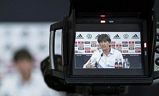 Bundestrainer Joachim Löw hat seinen Kader für die EM bekanntgeben. - Foto: Thomas Böcker/DFB-Pool/dpa
