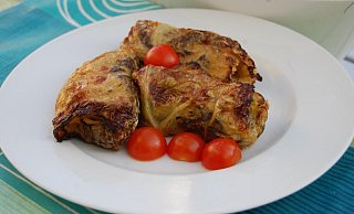 Vorgewärmter Teller: Dann schmeckt der Hase im Kohl besonders gut.