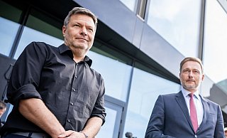 FDP-Chef Christian Lindner oder Grünen-Chef Robert Habeck: wer wird Bundesfinanzminister?. - Foto: Michael Kappeler/dpa