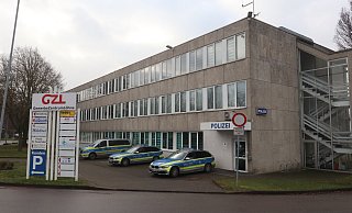 Die Polizei befindet sich noch an der Oeynhausener Straße im ehemaligen Ikea-Gebäude. Die Räume der Polizei gehören zum Gewerbezentrum Löhne. - Dirk Windmöller
