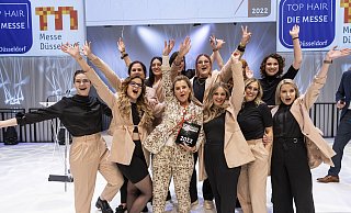 Sabrina Poser und Ihr Team bei der Top-Hair-Preisverleihung. - André Walther