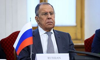 Sergej Lawrow, Außenminister von Russland, bei einem Treffen mit mehreren Amtskollegen in der iranischen Hauptstadt. - -/Russian Foreign Ministry Press Service/AP/dpa