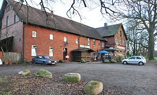 Vor der Gaststätte Friedrichshöhe in Steinhagen-Amshausen war es imDezember zu der fogenschweren Auseinandersetzung gekommen. - Frank Jasper