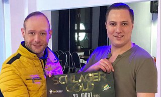 Als Party-Location für die von Andre Gold (l.) organisierte Veranstaltungsreihe Schlagergold dient erstmalig die Tanzbar von Robert Klann (r.). - Goldstage