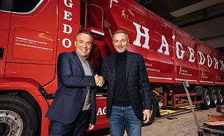 Bereits im Februar stattete Christian Lindner (r.) Gründer und geschäftsführender Gesellschafter Thomas Hagedorn (l.) im Rahmen seiner Wahlkampftour einen Besuch in Gütersloh ab. - Hagedorn