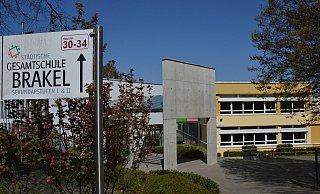 Die Gesamtschule in Brakel kann sich über die Anmeldezahlen nicht beklagen. Auch im kommenden Schuljahr startet der neue fünfte Jahrgang fünfzügig. - Katharina Thiel Die Gesamtschule in Brakel kann sich über die Anmeldezahlen nicht beklagen. Auch im kommenden Schuljahr startet der neue fünfte Jahrgang fünfzügig. - Katharina Thiel