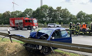 Der Unfall hat sich auf Höhe des Parkplatzes Sintfeld im Kreis Paderborn ereignet. - Ralph Meyer