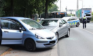Der 68-jährigere Autofahrer verunglückte auf der Bahnhofstraße in Paderborn. - Polizei Paderborn