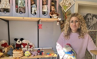 Auch auf die aktuell sehr beliebten und angesagten Kuscheltiere von Jellycat haben es die Diebe in Lisa Kettenbachs Kindergeschäft abgesehen. - Christine Riechmann