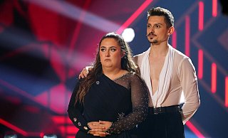 "Selfiesandra" und Zsolt Sándor Cseke begeistern mit ihren Auftritten noch einmal Publikum und Jury. Trotzdem scheiden sie aus. Die Bielefelderin hat schon die ersten Pläne für danach. - RTL / Stefan Gregorowius