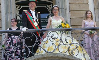 Das amtierende Königspaar Christian und Katja Vonnahme. - Büttner