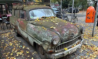 Bloß nicht waschen - dieser Opel ist ein Experiment. - Caroline Bock/dpa
