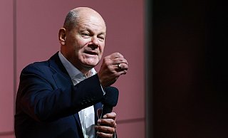 Die Ausgangslage ist schwierig, Kanzler Scholz setzt sich trotzdem zum Ziel, die SPD bei der Neuwahl des Bundestags wieder zur stärksten Kraft zu machen. - Hannes P. Albert/dpa