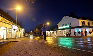 5. März: Für das lichttechnische Gutachten wurde die Unfallstelle an der Eidinghausener Straße kurz vor der Einmündung mit der Mindener Straße und der Kanalstraße für rund zwei Stunden von der Polizei abgesperrt. - Thorsten Gödecker