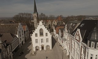 Wer zieht hier nach den Kommunalwahlen ein? Nach dem 14. September gibt es in Brakel einen neuen Rathauschef. - Jens Reddeker