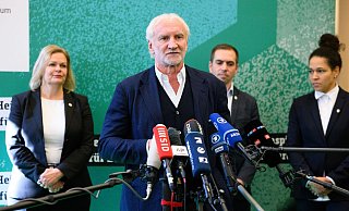 Nach Meinung von DFB-Sportdirektor Rudi Völler hat das Nationalteam viel Qualität. - Bernd von Jutrczenka/dpa