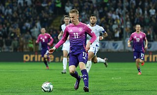 Kleiner Muskelfaserriss: Nationalspieler Chris Führich fällt zwei bis drei Wochen aus. - Christian Charisius/dpa