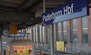Der Mann stand am Gleis des Paderborner Hauptbahnhof. - Archivfoto: Dietmar Gröbing