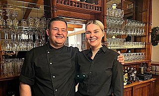 Maurice Jürgenschellert (23) und seine Verlobte Laura Friedrichs (22) möchten das Kösters in Stukenbrock neu beleben. - Karin Prignitz