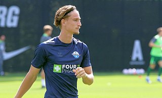 Jonah Sticker stand beim Testspiel in Wolfsburg in der Startelf des SC Paderborn. Dabei hatte er zuvor nur eine Trainingseinheit bei seinem neuen Team absolviert. - Frank Beineke