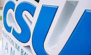 Am Freitag trifft sich die CSU zum Parteitag in Augsburg. - Nicolas Armer/dpa