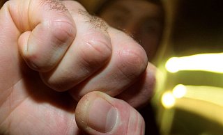 Ein Mann aus Vlotho wurde vom Landgericht Biefeld verurteilt. Er hatte seine Ex-Frau angegriffen. - picture-alliance/ dpa