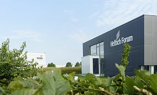 Aufgrund der anhaltenden Krise in der Möbelbranche strukturiert Hettich aktuell Standorte um oder trennt sich von ihnen. - Hettich