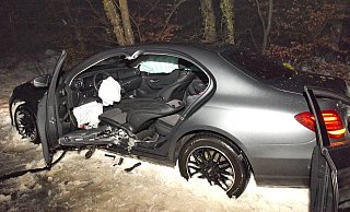 Der Mercedesfahrer verlor auf dem Senner Hellweg die Kontrolle über sein Fahrzeug. Er wurde schwer verletzt. - Barbara Franke