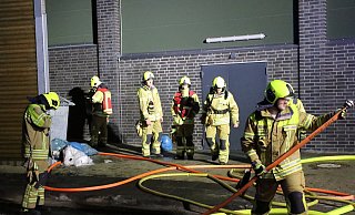 Bei einem Brand am DM-Markt im November konnte die Feuerwehr ein Übergreifen der Flammen auf das Gebäude verhindern. - Claus Frickemeier