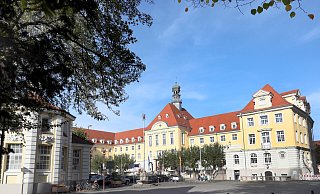 Der Rathausplatz soll umgestaltet werden - doch wie? Dazu gibt es jetzt eine Antwort. - (Archivbild): Frank-Michael Kiel-Steinkamp