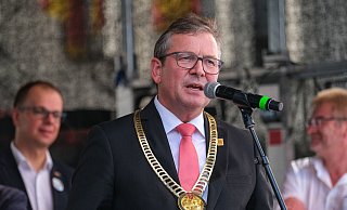 Michael Dreier, hier bei der Libori-Eröffnung in diesem Jahr, möchte Bürgermeister in Paderborn bleiben. - Foto: Andreas Zobe/NW