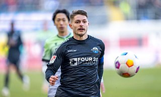 Paderborn setzte sich durch ein spätes Tor von Florent Muslija gegen Hannover durch. - David Inderlied/dpa