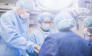 Am Klinikum gibt es derzeit noch genug Blutreserven - es ist laut Sprecher Falk Baumeister aber "knapp". - Symbolfoto/picture alliance