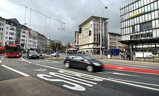 Der Jahnplatz soll für den Durchgangsverkehr während der zweijährigen Bauzeit ab Juli 2022 gesperrt werden. - BARBARA FRANKE