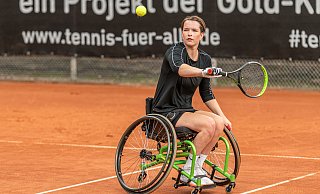 Britta Wend kämpft sich als Rollstuhltennis-Spielerin langsam aber sicher in die nationale Elite. - Stefan Brendahl