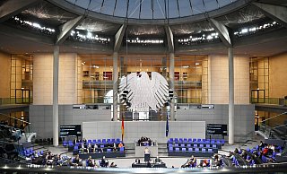 Auch wenn die Regierung geplatzt ist: Der Bundestag kann bis zur Neuwahl noch Gesetze beschließen. (Archivbild) - Anna Ross/dpa