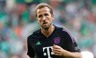 Neuzugang Harry Kane wurde beim Bayern-Testspiel in Südtirol mit Begeisterung empfangen. - Axel Heimken/dpa