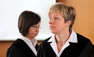 Ein Nebenklägervertreter hält die Berufsrichterinnen für befangen: Vorsitzende Anke Grudda (rechts) und Sylvia Suermann. - Bernhard Preuss