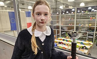 Lily Schirmbeck aus Halle zählt zu den größten Schachtalenten des Landes. - SK Halle