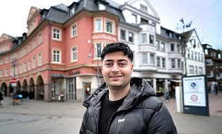 Der 24-jährige Ahmad Faisal Jebran ist seit knapp zwei Jahren in Gütersloh. In dieser Zeit hat er sich bereits einige Träume erfüllt. - Andreas Frücht