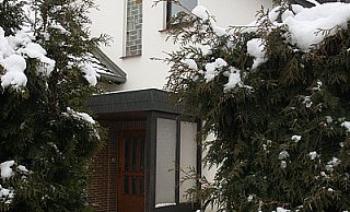 Das Einfamilienhaus am Großen Weserbogen 84 wird die neue Heimat der Mitarbeiter von Straßen NRW. - Foto: Nicole Sielermann