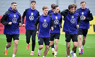 Die DFB-Profis sind in ihrem EM-Quartier in Herzogenaurach angekommen. - Federico Gambarini/dpa