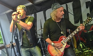 Hatte ein indirektes Heimspiel: Die Paderborner Band "54 Nailhead". - Dietmar Gröbing